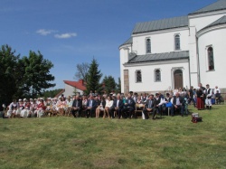 Koncert Majowej Pieśni Religijnej pt. „Chwalcie łąki umajone”