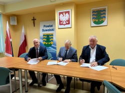 Podpisanie umowy na remont odcinka drogi powiatowej nr 1092B Filipów – Przerośl – granica województwa