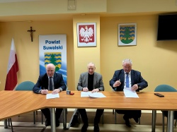 Podpisanie umów na realizację inwestycji pn. „Modernizacja układu komunikacyjnego sieci dróg powiatowych na terenie Gminy Filipów”