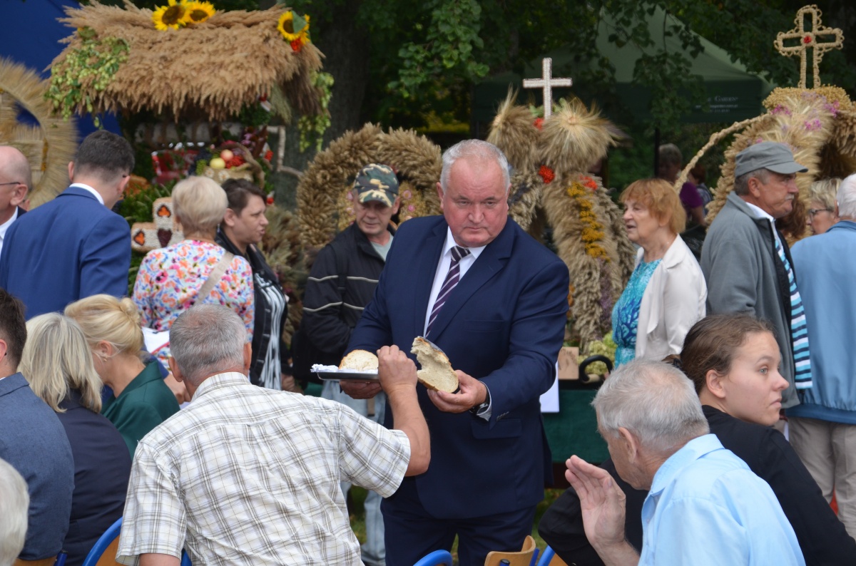 - Kliknięcie spowoduje wyświetlenie powiększenia zdjęcia