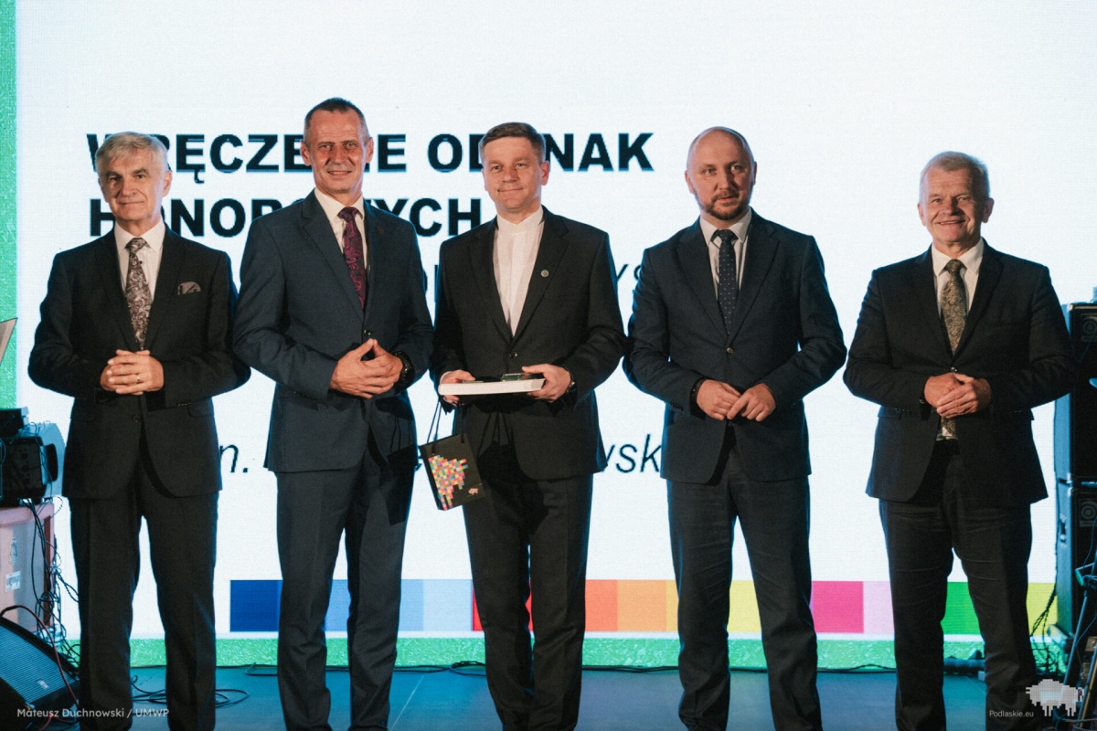 - Kliknięcie spowoduje wyświetlenie powiększenia zdjęcia