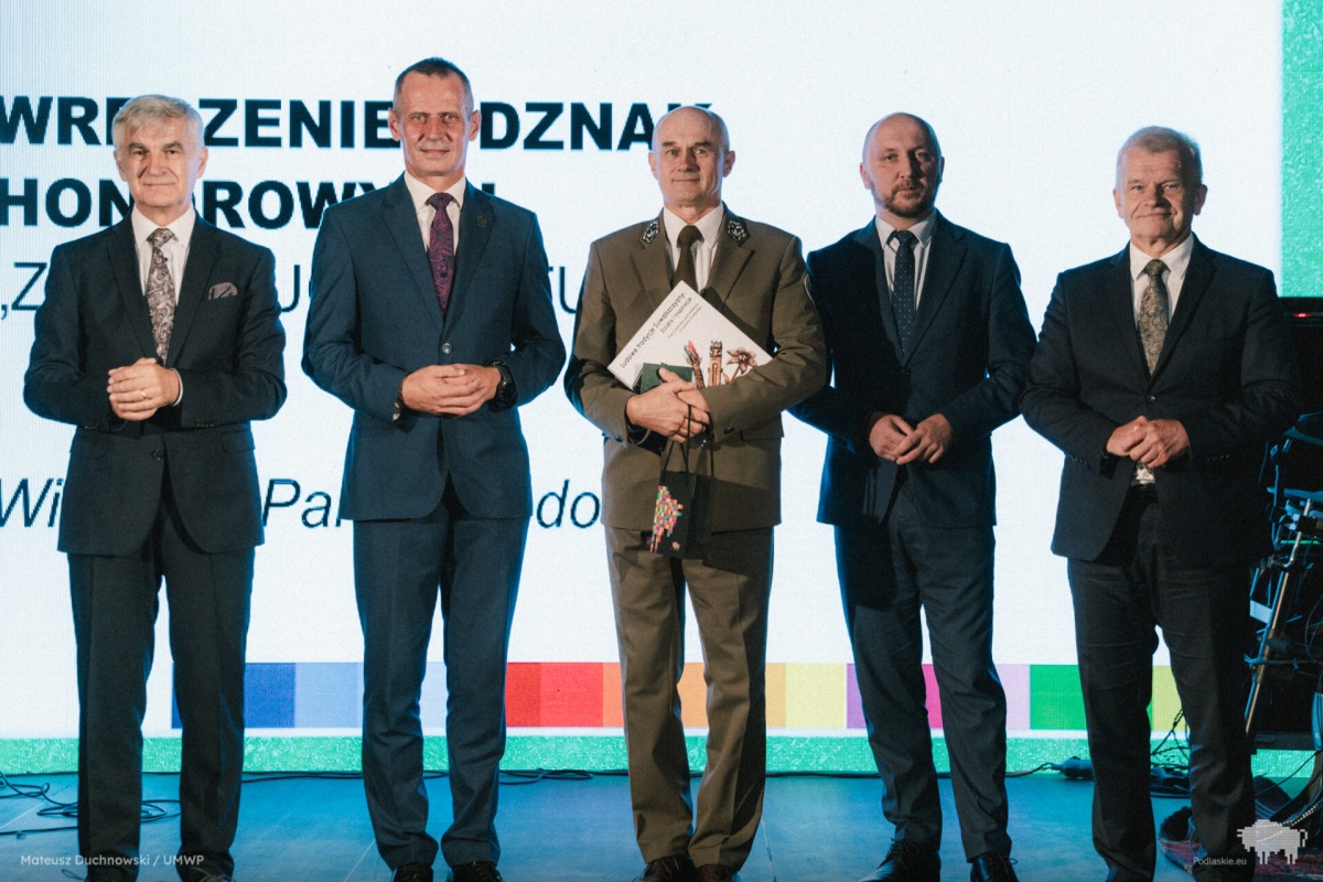- Kliknięcie spowoduje wyświetlenie powiększenia zdjęcia