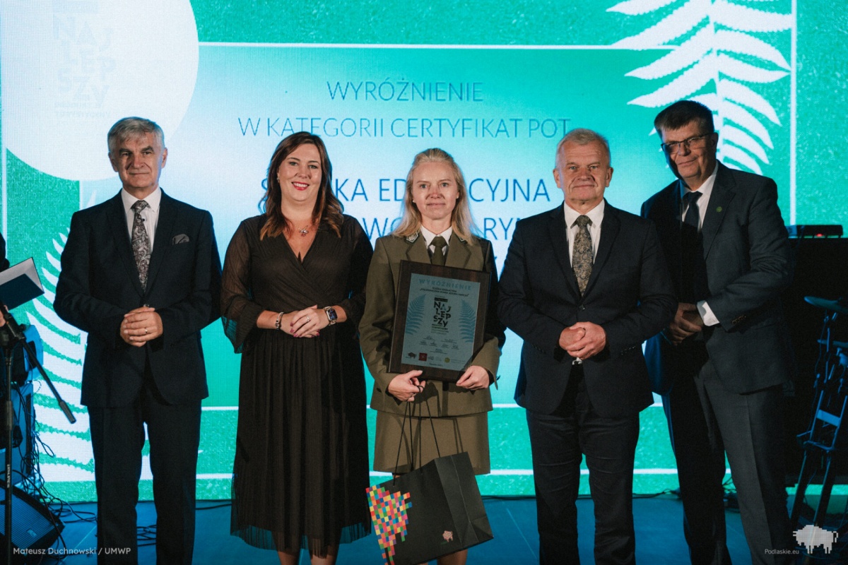 - Kliknięcie spowoduje wyświetlenie powiększenia zdjęcia