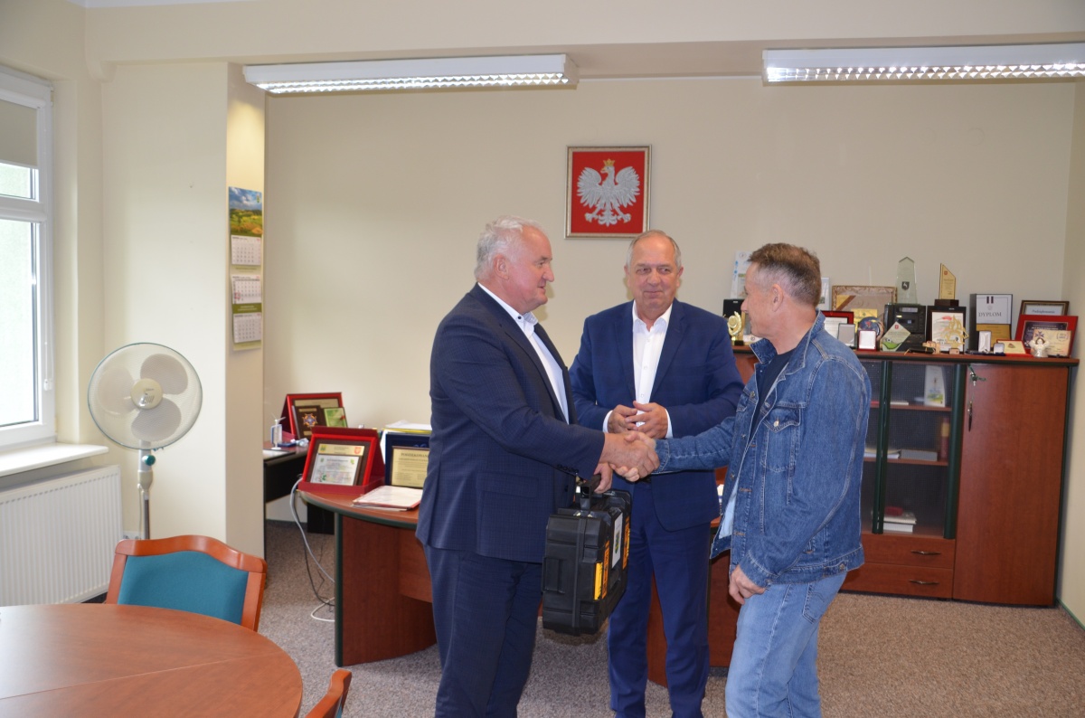 - Kliknięcie spowoduje wyświetlenie powiększenia zdjęcia