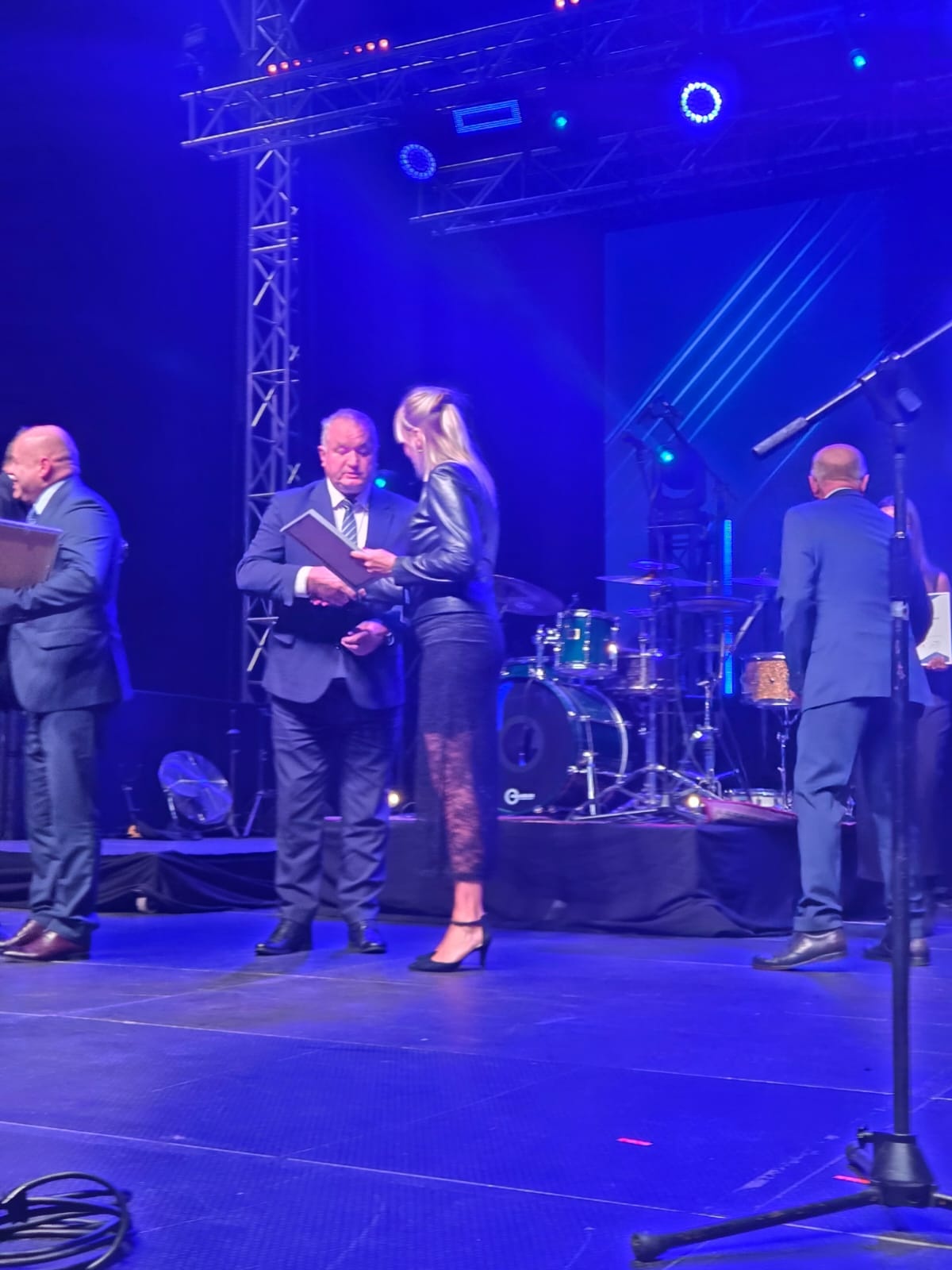 - Kliknięcie spowoduje wyświetlenie powiększenia zdjęcia