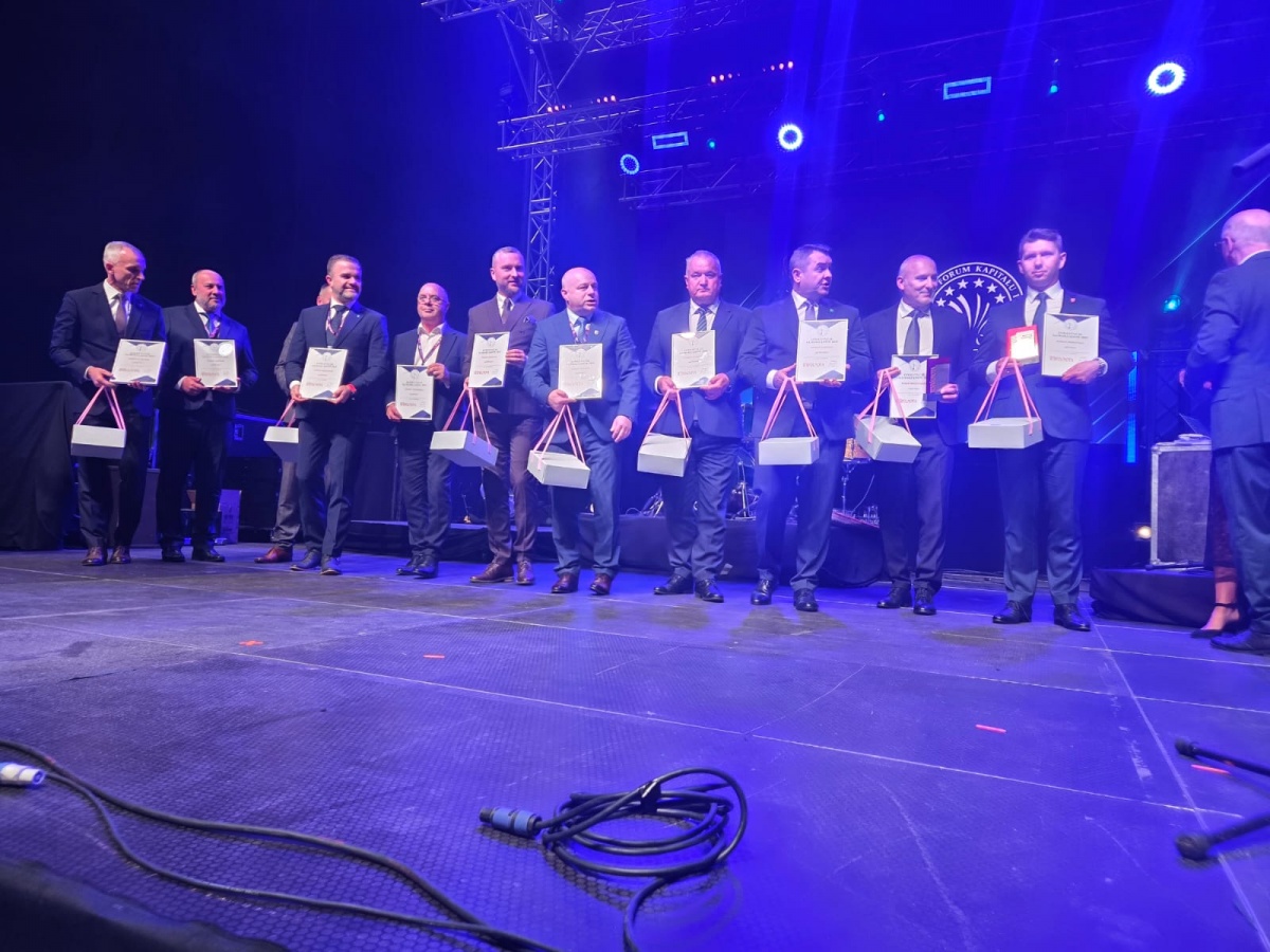 - Kliknięcie spowoduje wyświetlenie powiększenia zdjęcia
