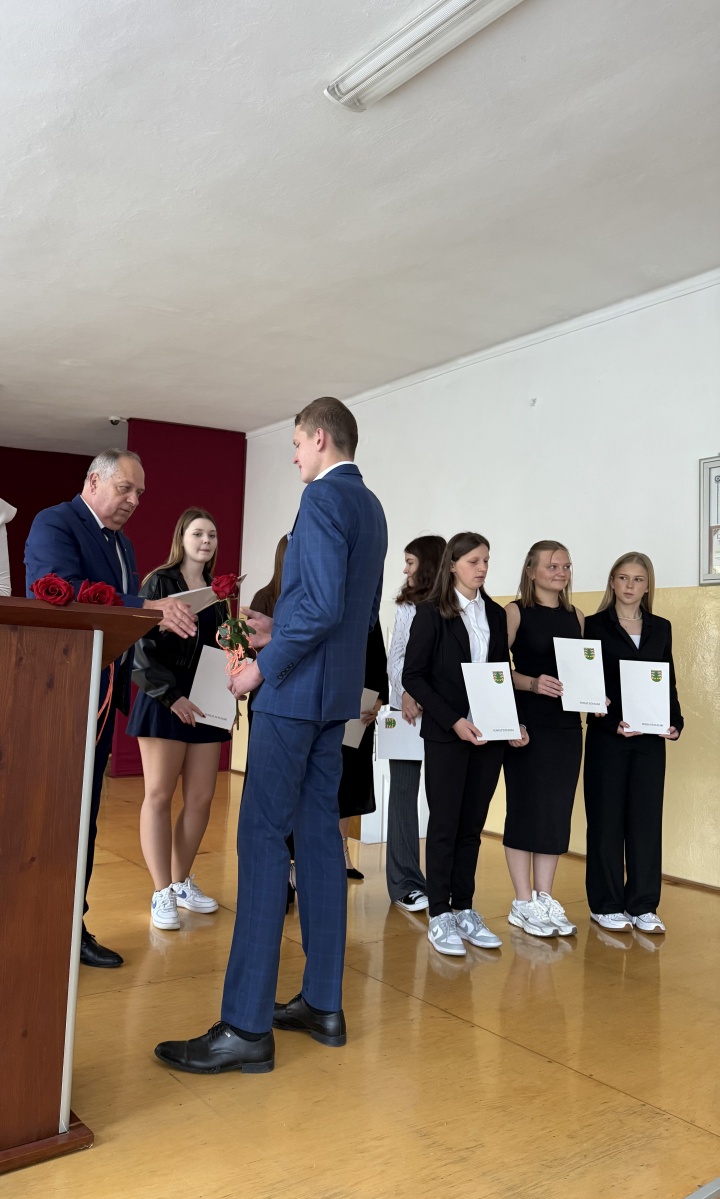 - Kliknięcie spowoduje wyświetlenie powiększenia zdjęcia