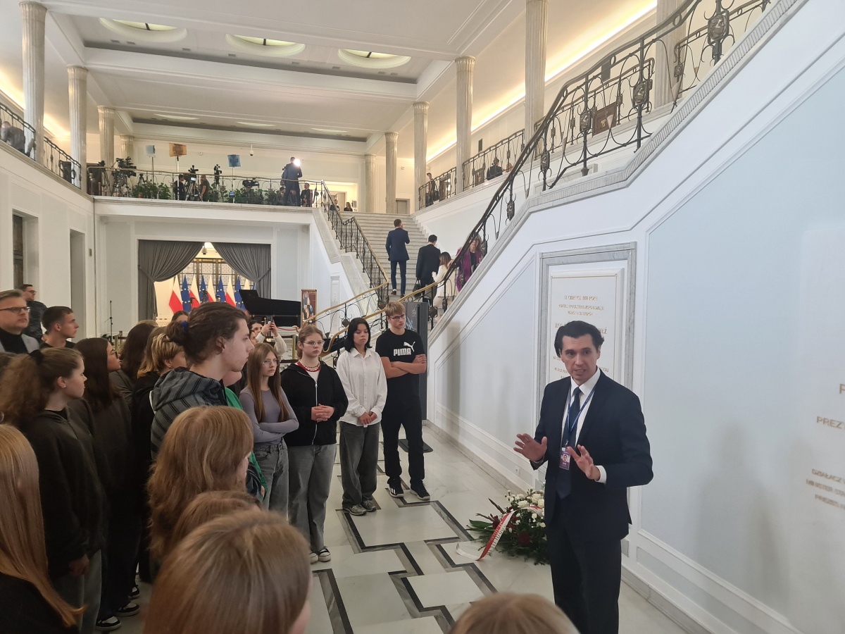 - Kliknięcie spowoduje wyświetlenie powiększenia zdjęcia