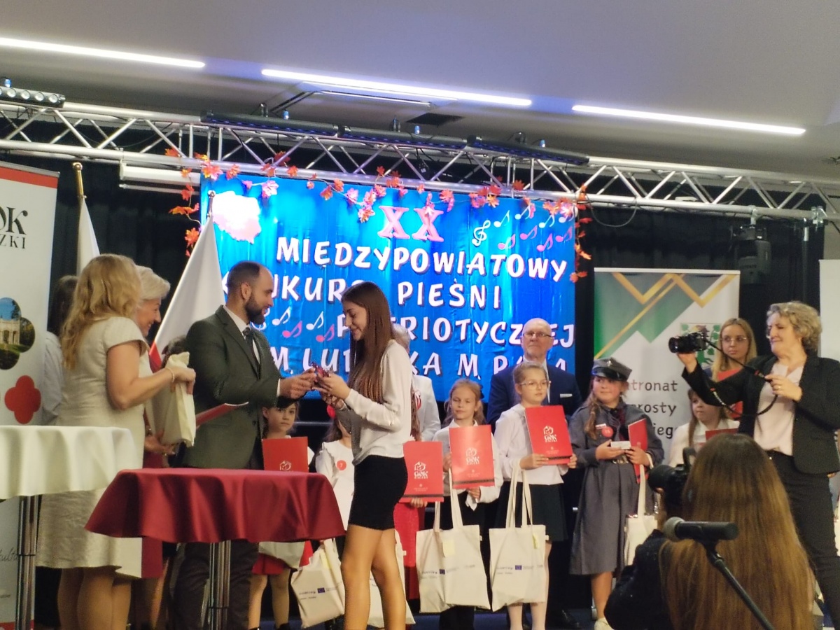 - Kliknięcie spowoduje wyświetlenie powiększenia zdjęcia